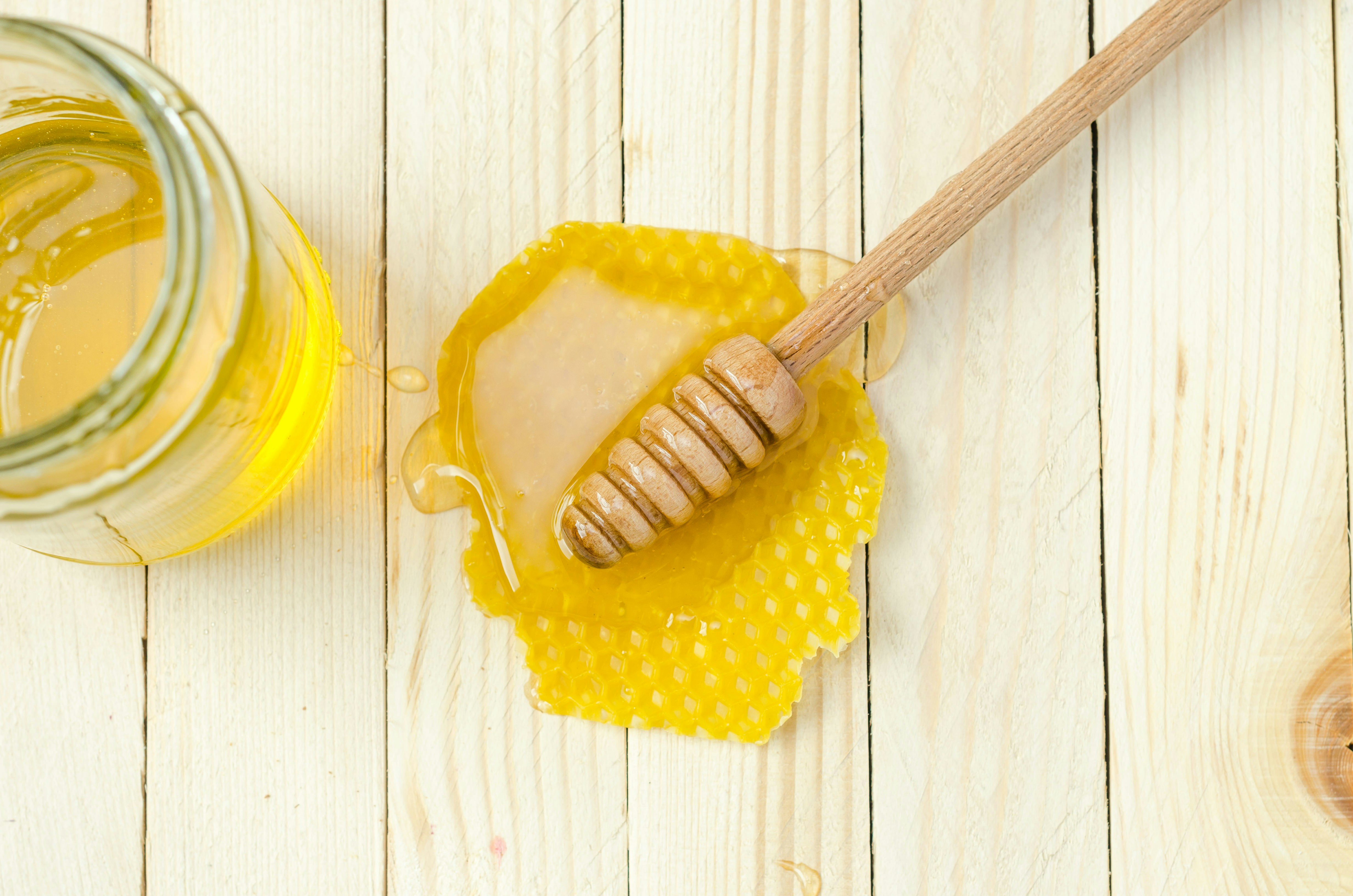 Why Organic Honey Should Be a Staple in Your Kitchen